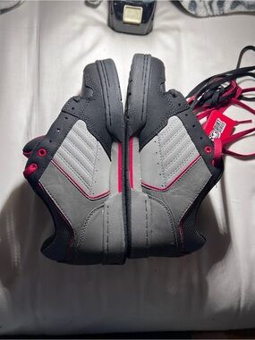 DVS Durham Men's Gray and Pink Casual Sneakers Suze 8”